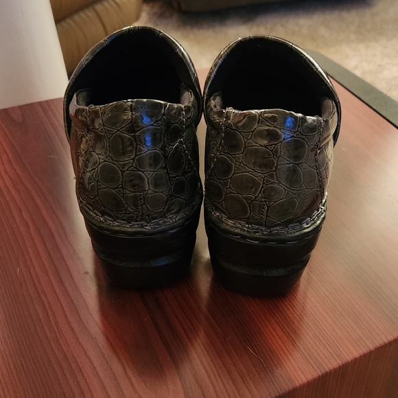 BOC Born Concepts 7M USA/38 EU Gray Croc pattern leather professional shoes EUC - Picture 9 of 12